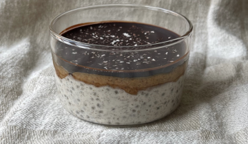 Chia Pudding with Almond Butter and Chocolate Cover​​​​​​​​ ​​​​​​​​